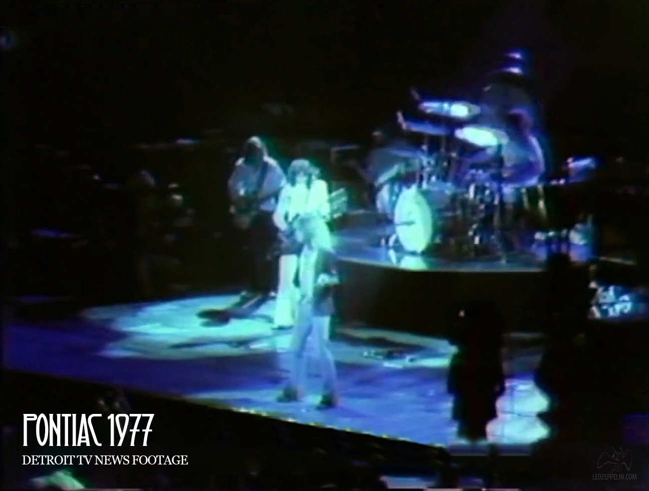 Pontiac 1977 (TV News footage screenshot)