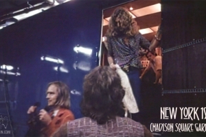 New York (MSG) 1973 Backstage - Robert Plant